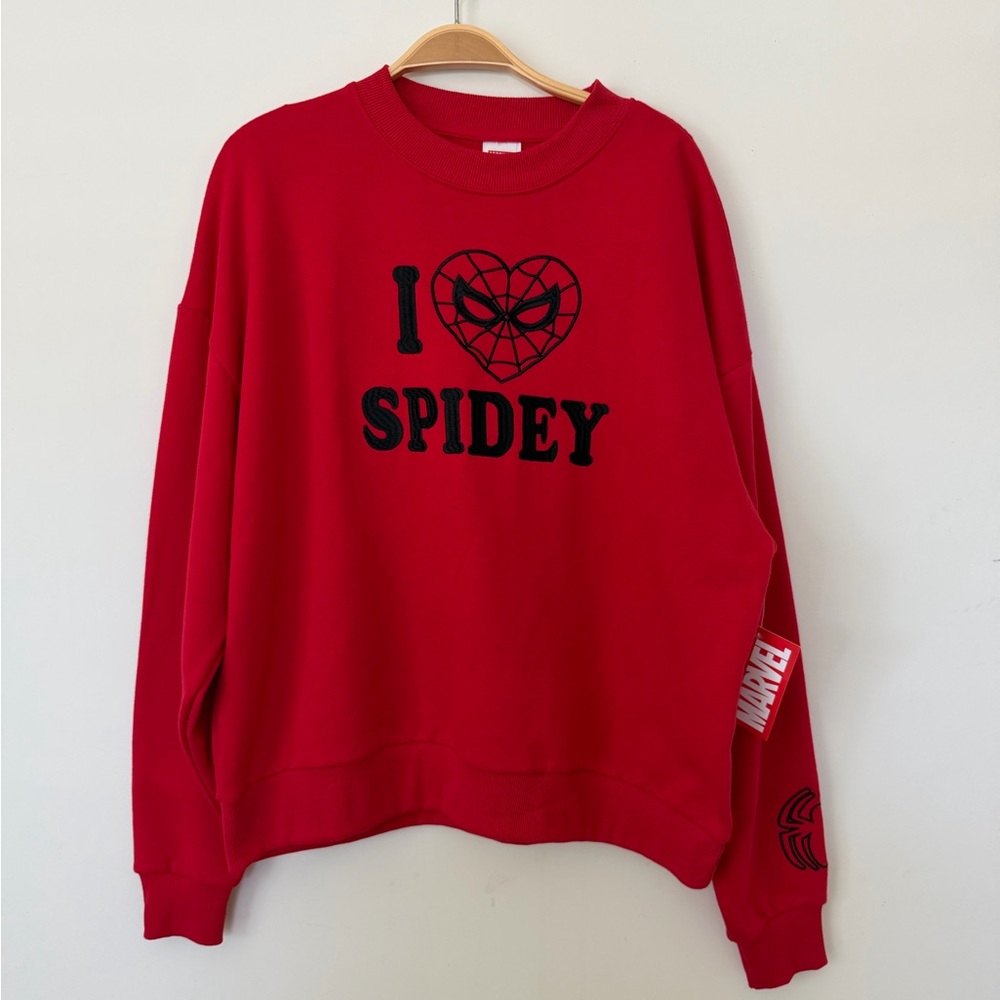 Marvel Red Crewneck Sweatshirt with embroidered Graphic